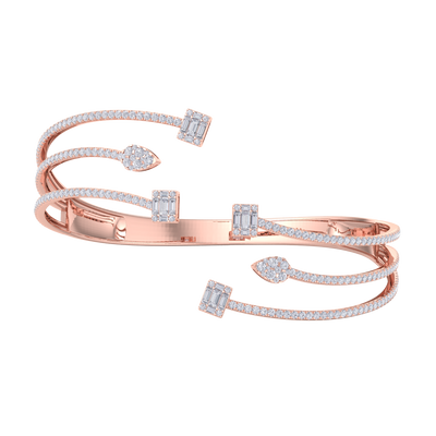 Intricate cuff in rose gold with white diamonds of 3.24 ct in weight