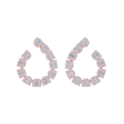 Circle studs in rose gold with white diamonds of 5.82 ct in weight