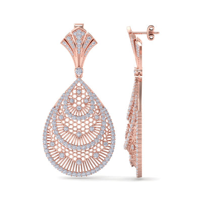 Chandelier earrings in white gold with white diamonds of 3.22 ct in weight