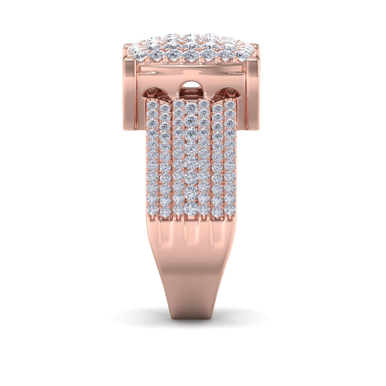 Square cluster ring in rose gold with white diamonds of 1.36 ct in weight