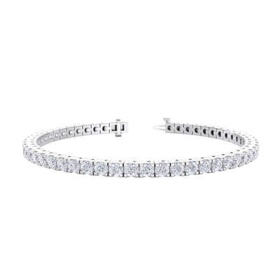 Bracelet in white gold with white diamonds of 5.72 ct in weight