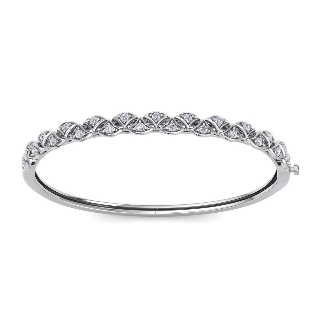 Bracelet in white gold with white diamonds of 0.97 ct in weight