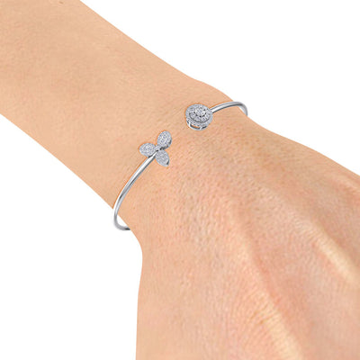 Bracelet in white gold with white diamonds of 0.47 ct in weight