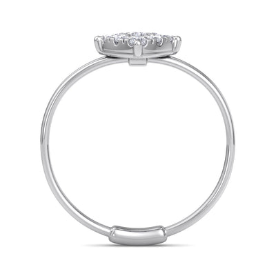 Beautiful Ring in white gold with white diamonds of 0.26 ct in weight