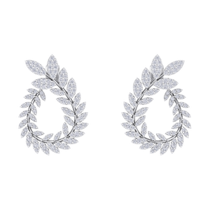 Leaf earrings in white gold with white diamonds of 1.91 ct in weight