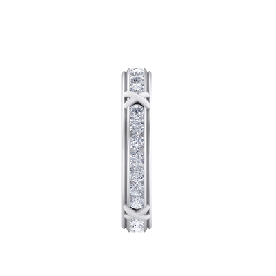 Diamond ring in white gold with white diamonds of 0.84 ct in weight