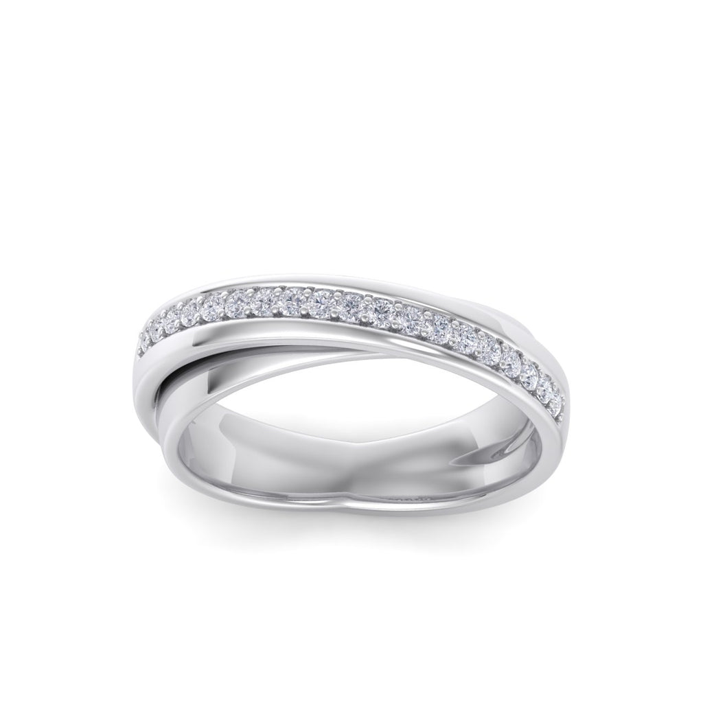 Pavé diamond ring in white gold with white diamonds of 0.18 ct in weight
