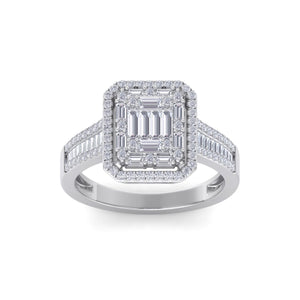 Square ring in white gold with white diamonds of 0.72 ct in weight