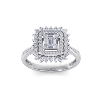 Square ring in white gold with white diamonds of 0.60 ct in weight