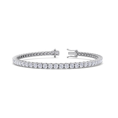 Tennis bracelet in yellow gold with white diamonds of 6.16 ct in weight