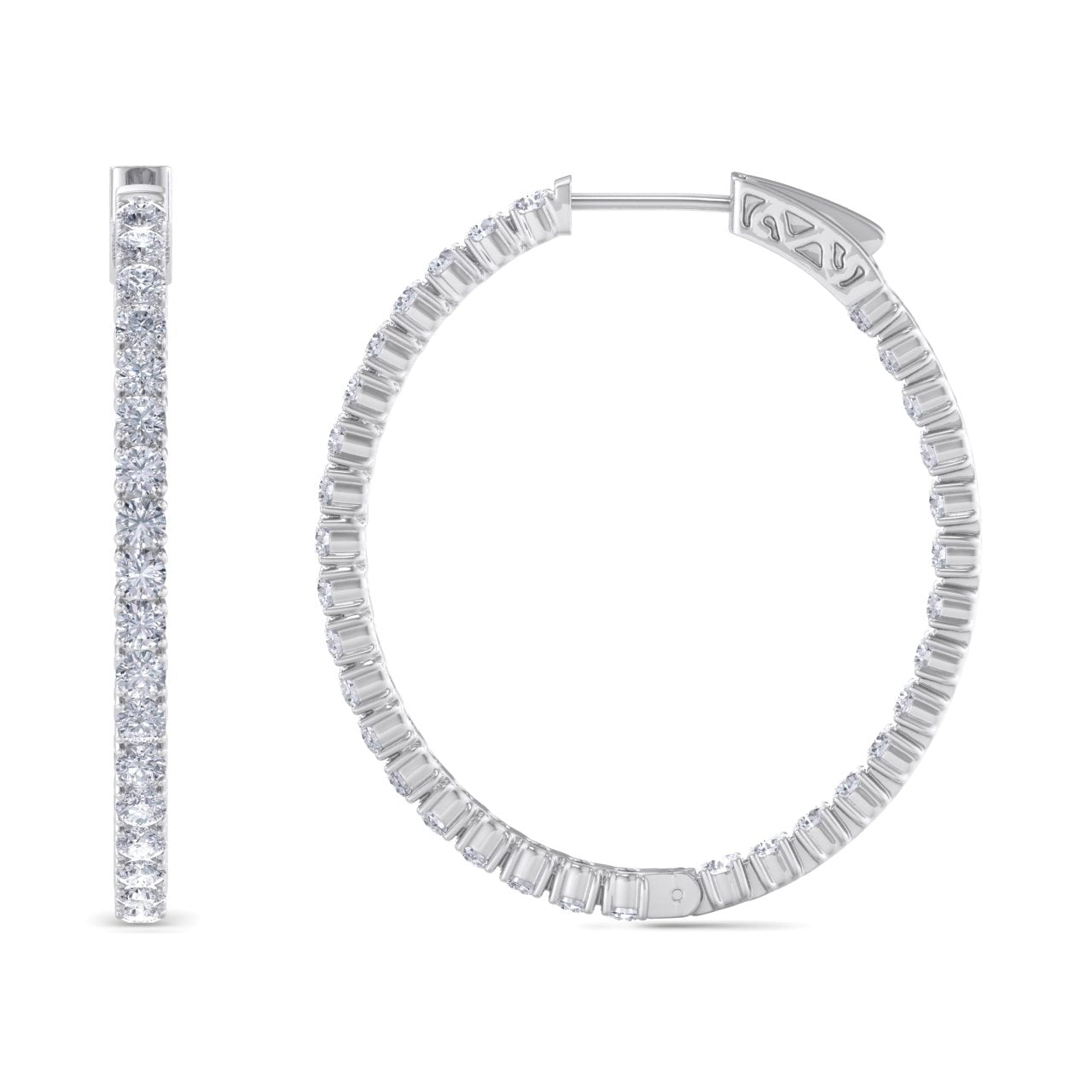 Hoop earrings in white gold with white diamonds of 3.30 ct in weight