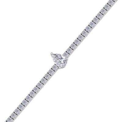 Tennis bracelet with a pear cut center stone in yellow gold with white diamonds of 2.15 ct in weight