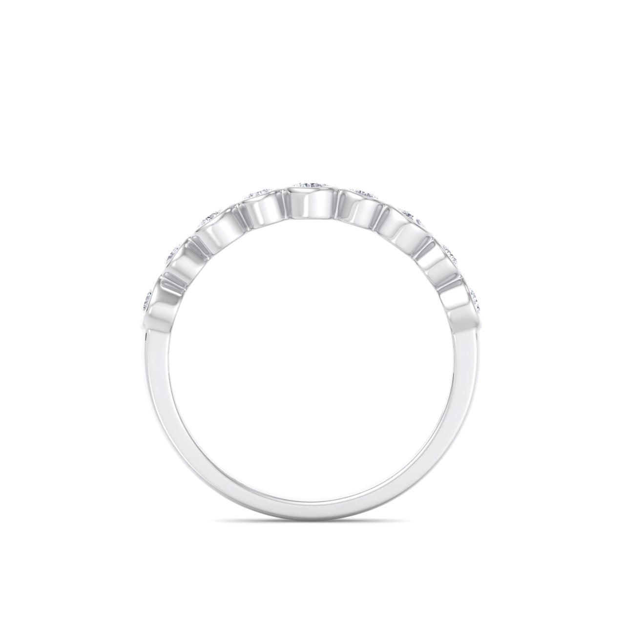 Wedding band in white gold with white diamonds of 0.25 ct in weight