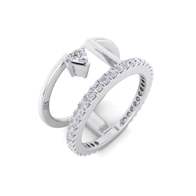 Double band ring in white gold with white diamonds of 0.57 ct in weight