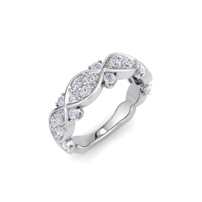 Marquise and dot ring in white gold with white diamonds of 0.77 ct in weight