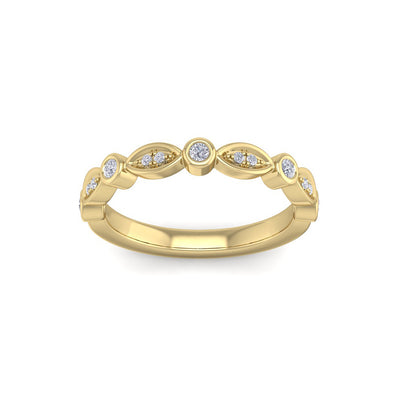 Beautiful Ring in yellow gold with white diamonds of 0.16 ct in weight