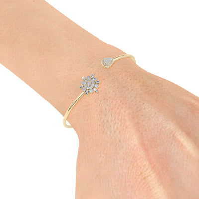 Bracelet in white gold with white diamonds of 0.68 ct in weight