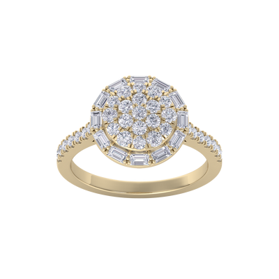 Round cluster ring in yellow gold with white diamonds of 0.92 ct in weight