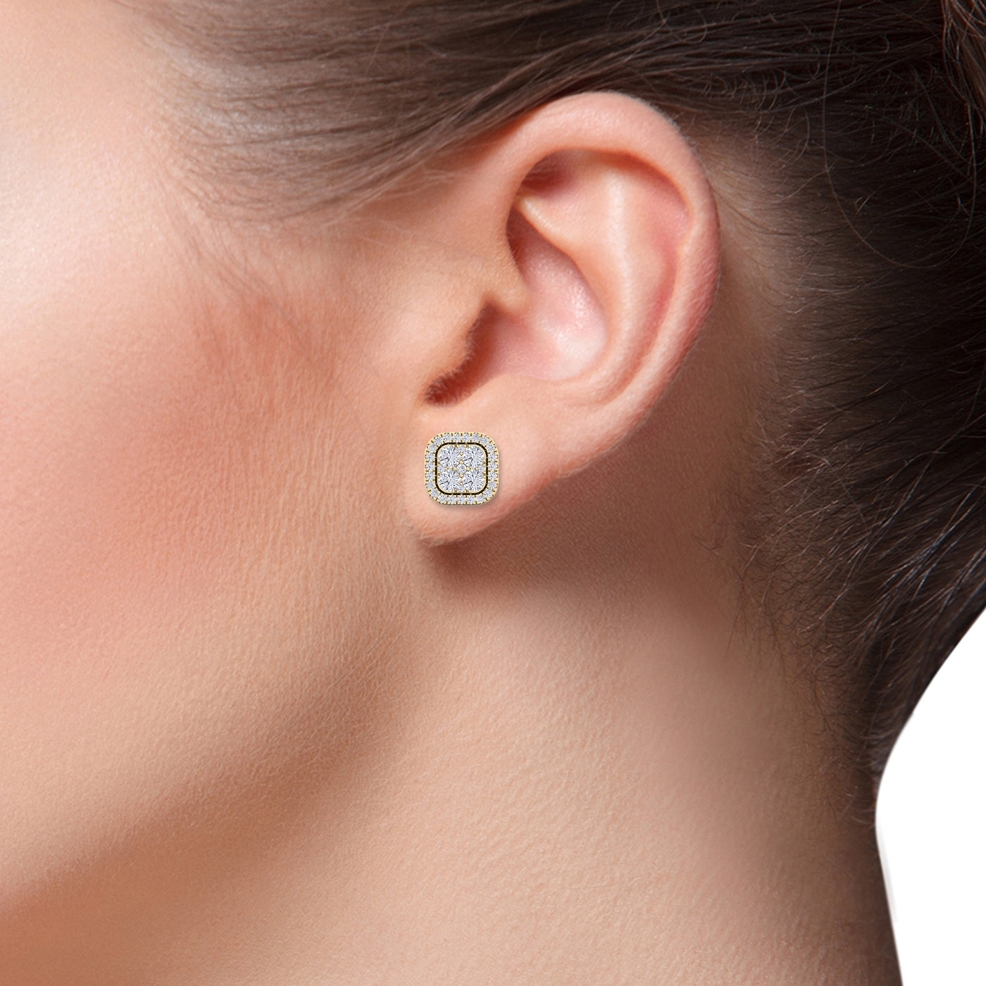 Square cluster stud earrings in rose gold with white diamonds of 1.00 ct in weight
