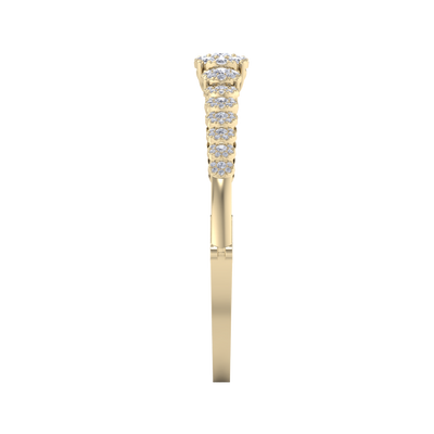 Diamond bangle in yellow gold with white diamonds of 2.44 ct in weight