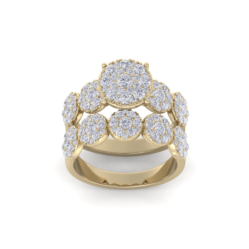 Bridal ring set in yellow gold with white diamonds of 2.29 ct in weight
