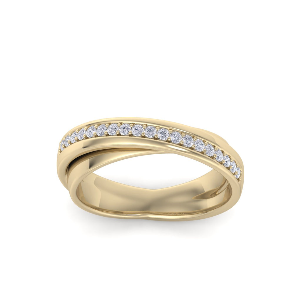 Pavé diamond ring in yellow gold with white diamonds of 0.18 ct in weight