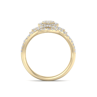 Statement ring in yellow gold with white diamonds of 0.38 ct in weight