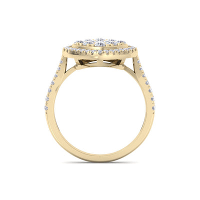 Square ring in yellow gold with white diamonds of 0.89 ct in weight