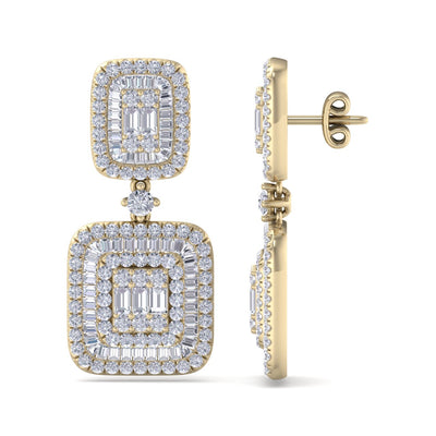 Square drop earrings in white gold with white diamonds of 2.00 ct in weight