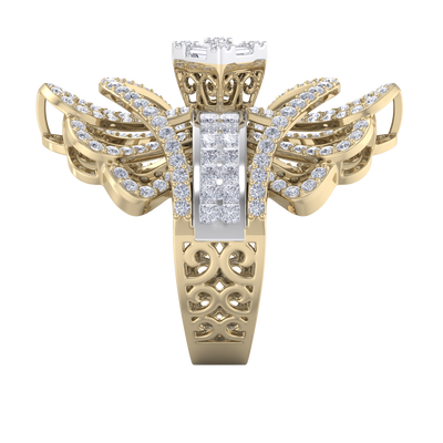 Statement ring in yellow gold with white diamonds of 2.29 ct in weight