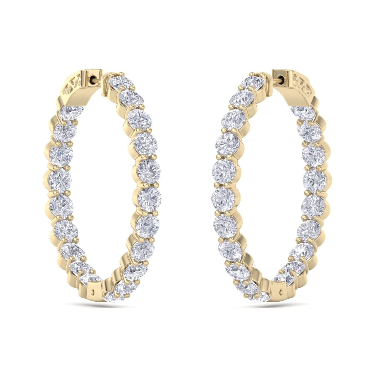 Hoop earrings in rose gold with white diamonds of 7.46 ct in weight