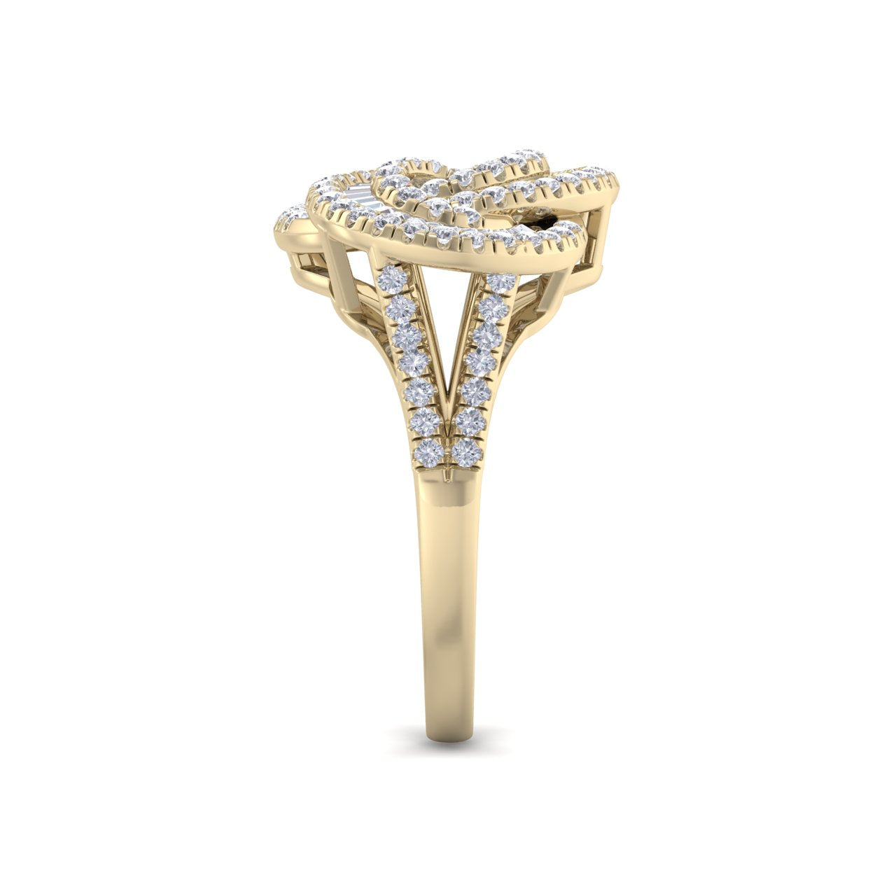 Statement ring in white gold with white diamonds of 0.65 ct in weight