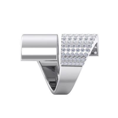 Diamond ring in white gold with white diamonds of 2.04 ct in weight